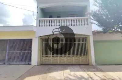 Casa com 4 quartos para alugar no Jardim Hikare, São Carlos 