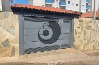 Casa com 3 quartos para alugar no Centro, São Carlos 