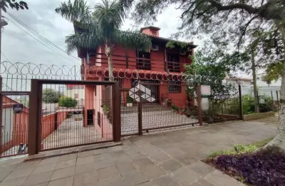 Casa com 3 quartos à venda na Avenida dos Prazeres, 886, Vila Jardim, Porto Alegre