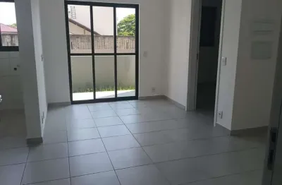 Ótimo apto de 1 dormitório com área externa e vaga privativa