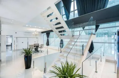 Casa de luxo com 4 suítes à venda no bairro jardim social, curitiba | 751 m² e 10 vagas