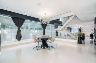 Casa de luxo com 4 suítes à venda no bairro jardim social, curitiba | 751 m² e 10 vagas