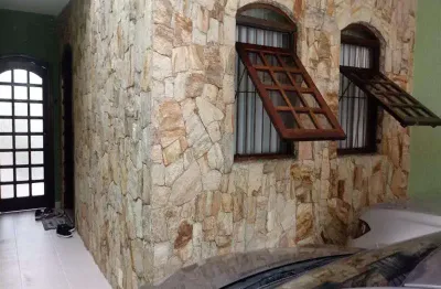Casa com 3 quartos à venda na Rua Luís Pastorino, Jardim Piqueroby, São Paulo