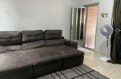 Casa com 2 quartos à venda na Rua Gomes, Vila Ivone, São Paulo