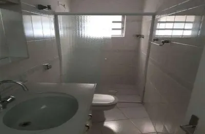 Casa com 7 quartos à venda na Rua Jaboticabal, Vila Bertioga, São Paulo