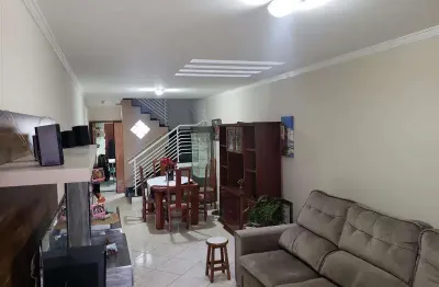 Casa com 3 quartos à venda na Rua São Miguel Arcanjo, Quinta da Paineira, São Paulo