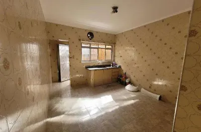 Casa com 3 quartos à venda na Rua Campo Largo, Vila Bertioga, São Paulo