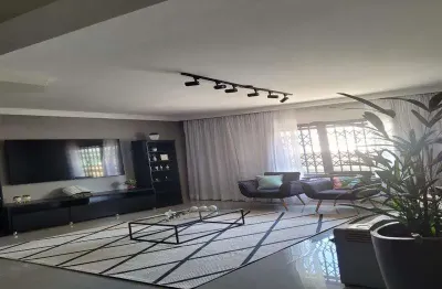 Casa com 2 quartos à venda na Rua Barão do Serro Largo, Vila Regente Feijó, São Paulo