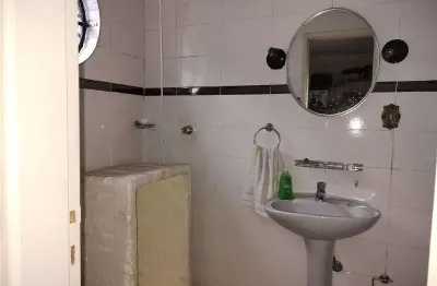 Casa com 5 quartos à venda na Rua Londres, Vila Londrina, São Paulo