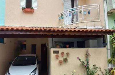 Casa com 3 quartos à venda na Rua Cristóvão Camargo, Vila Araguaia, São Paulo