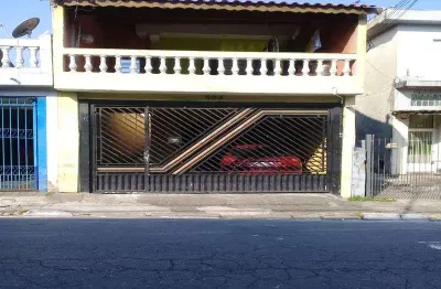 Casa com 6 quartos à venda na Rua Frei Bernardino Coste, Jardim Iva, São Paulo
