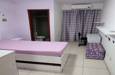 Casa com 2 quartos à venda na Rua Pais de Linhares, Jardim Maringa, São Paulo