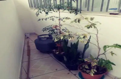 Casa com 2 quartos à venda na Rua Nhengaibas, Vila Graciosa, São Paulo