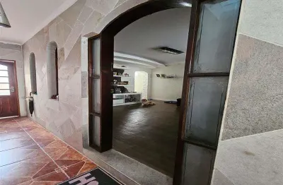 Casa com 3 quartos à venda na Rua Alves Carneiro, Jardim Vila Formosa, São Paulo