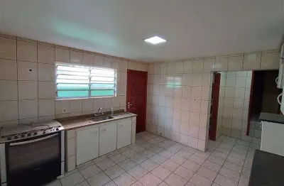 Casa com 3 quartos à venda na Praça Conde de São Januário, Vila Califórnia, São Paulo