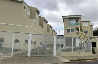 Casa com 3 quartos à venda na Rua Kira, Jardim Fernandes, São Paulo