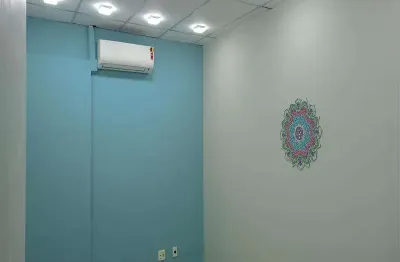 Sala comercial para alugar na Rua Juvenal Parada, Mooca, São Paulo