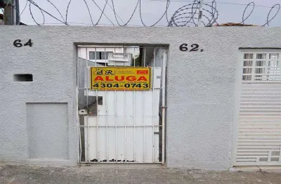 Casa com 1 quarto para alugar na Rua Burgos, Parque Sevilha, São Paulo