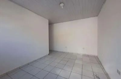 Casa com 2 quartos para alugar na Rua do Lavapés, Cambuci, São Paulo