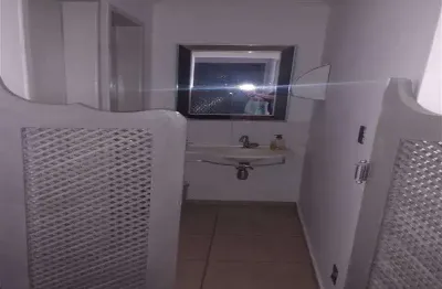 Sala comercial para alugar na Rua Guaimbé, Mooca, São Paulo