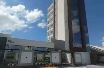 Apartamento á venda no bairro universitário, sendo 01 por andar, com 03 suítes