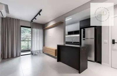 Apartamento com 2 dormitórios para alugar, 70 m² por r$ 7.100,00/mês - centro - florianópolis/sc