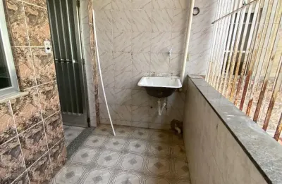 Casa com 1 quarto na vila são luis para aluguel próximo a rodovia washigton luis