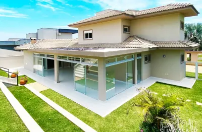 Linda casa em salto, 383m², terreno de 1000m², 4 suites, piscina e 4 vagas