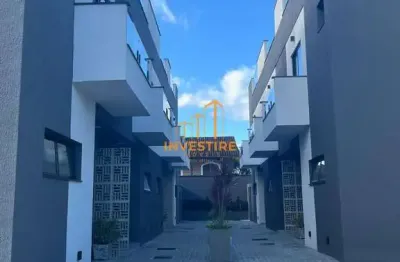 Natureza e conforto! sobrado a 200 metros da praia do capricórnio caraguatatuba