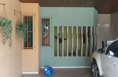 Vendo casa confortável, 285 m² b capuchinhos, ver descrição