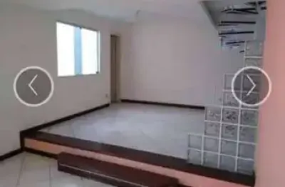 Oportunidade imperdível! casa ampla com piscina a 500 m da casa de saúde
