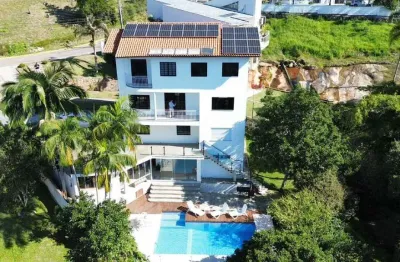 Casa em condomínio à venda, no bairro bosque das mansões, são josé-sc, com 4 quartos, sendo 1 suíte, com 4 vagas