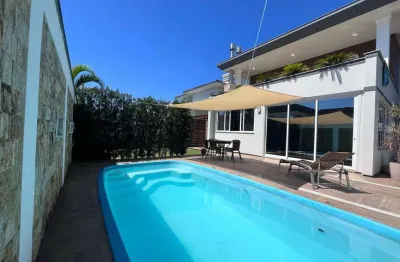 Casa à venda, no bairro pedra branca, palhoça-sc, com 4 quartos, sendo 1 suíte, com 2 vagas