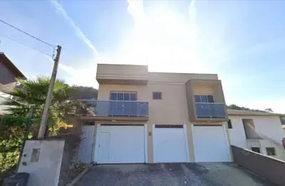 Casa à venda, no bairro potecas, são josé-sc, com 3 quartos, sendo 1 suíte, com 5 vagas