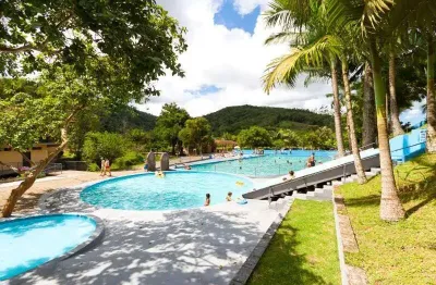 Ponto comercial à venda, no bairro baú central, ilhota-sc, com 3 quartos, sendo , com 50 vagas