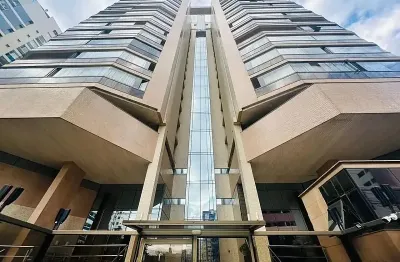 Apartamento 2 quartos com suíte, 75m² em itapuã! prédio com elevador panorâmico
