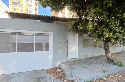 Casa com 3 quartos à venda, 300m2 - bairro quilombo