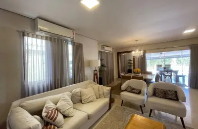 Casa com 3 quartos à venda na Avenida das Palmeiras, 1, Jardim Imperial, Cuiabá