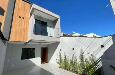 Sobrado à venda em camboriú, santa regina, com 2 quartos, com 101 m²