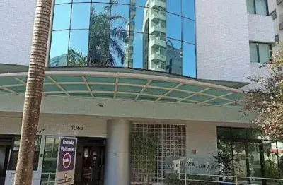 Sala/conjunto para aluguel possui 48 metros quadrados com 2 quartos