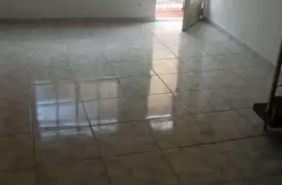 Sobrado em rua particular, 2 dorms, próx metrô belem