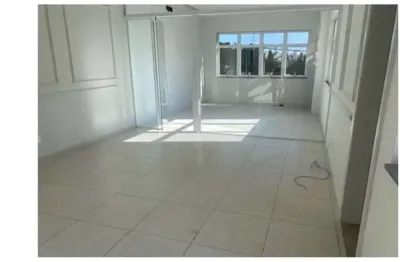 Sala comercial para alugar na Rua Visconde de Inhomerim, 137, Mooca, São Paulo