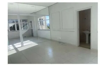 Sala comercial para alugar na Rua Visconde de Inhomerim, 137, Mooca, São Paulo