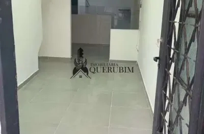 Casa com 2 quartos para alugar na Rua Porto Alegre, 10, Mooca, São Paulo