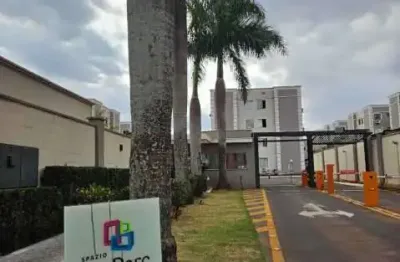 Apartamento com 2 quartos para alugar na Avenida Jockei Club, Jardim Jóquei Club, Londrina