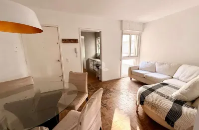 Apartamento com 2 quartos à venda na rua ramiro barcelos, 1567, bom fim, porto alegre por r$ 355.000