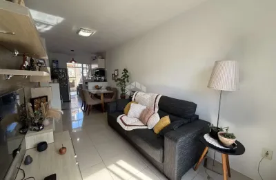 Casa em condomínio fechado com 2 quartos à venda na rua embira, 170, hípica, porto alegre por r$ 285.000