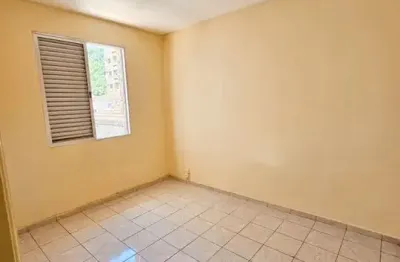 Venda de apartamento de 76m2 com 2 dorms , 1 banheiro, ( sem elevador ) no bairro do marapé em santos-sp