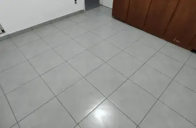 Venda de apartamento de 89m2 com 2 dorms,  suíte e vaga coletiva ( insuficiente) no bairro do embaré santos-sp
