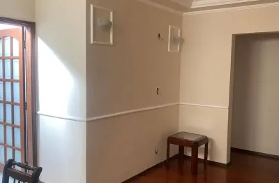 Apartamento com 2 quartos para alugar na Rua João Lourenço, Jardim Esplanada, Guaratinguetá